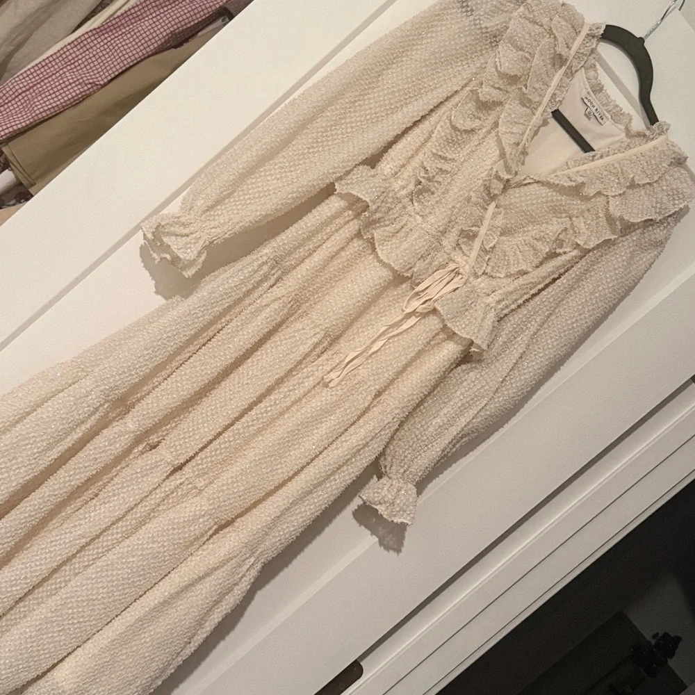 Moon River Cream Long Sleeve Ruffle Dress - Picture 6 of 7